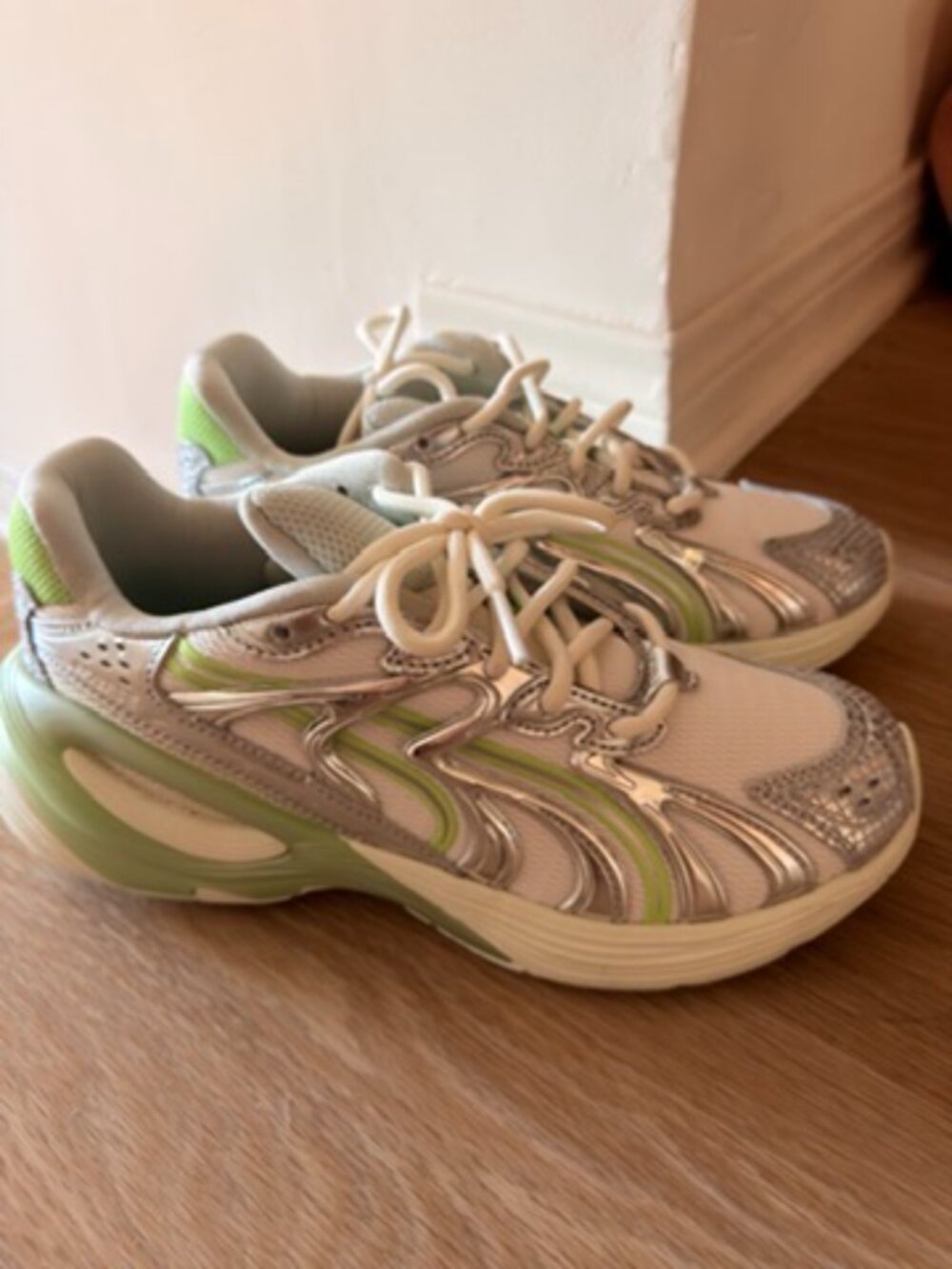 Puma Green Silver Chunky Sneakers Women’s Size 8 Y2K Trainer NEW - Picture 4 of 10